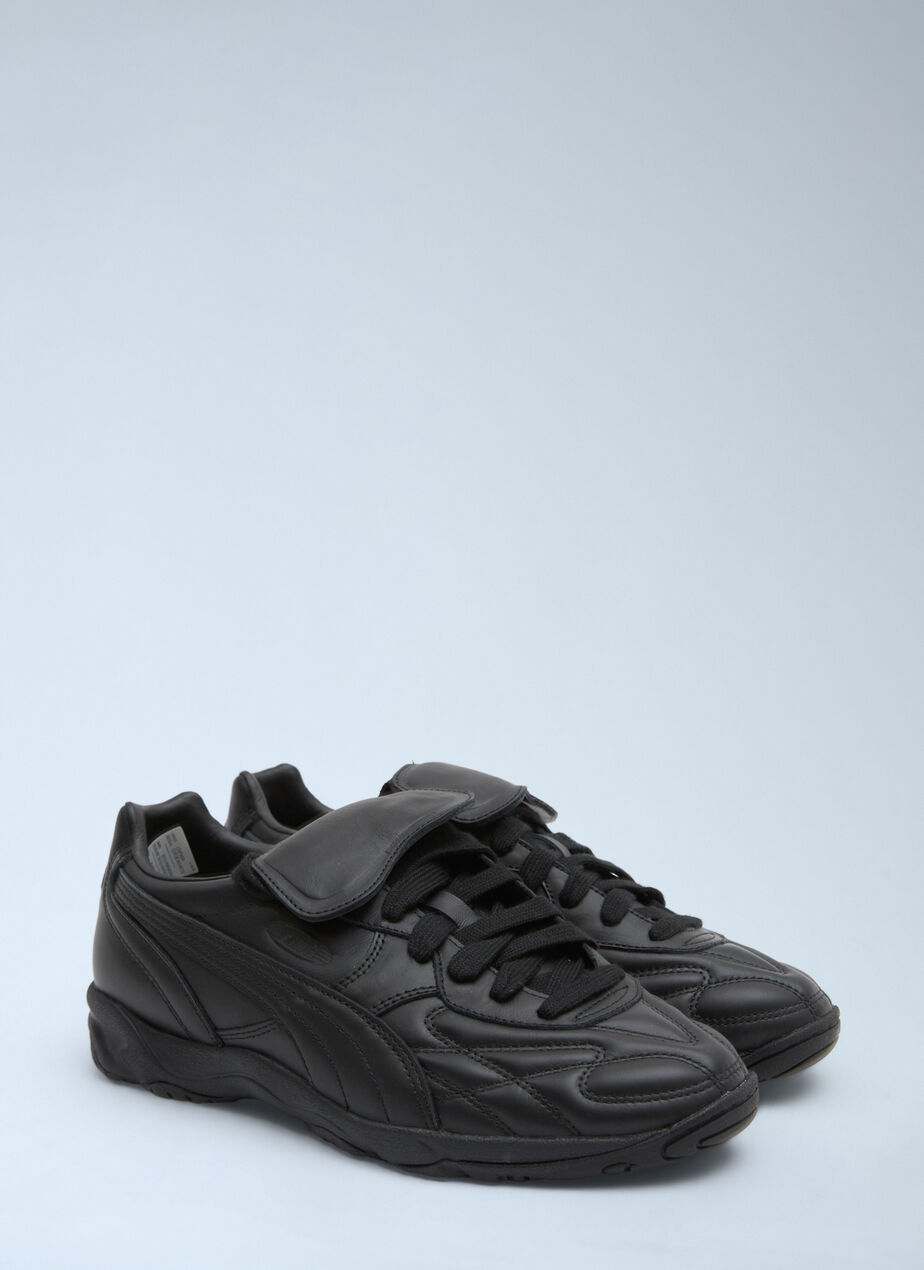 King Indoor Sneakers