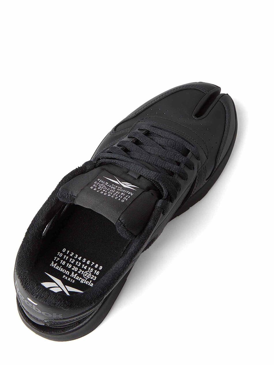 Classic Leather DQ Sneakers in Black