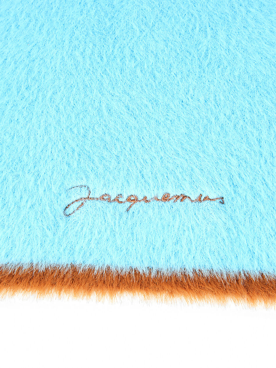 L’Echarpe Neve Scarf in Light Blue