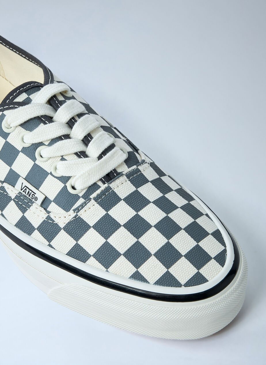 LX Authentic 44 Sneakers