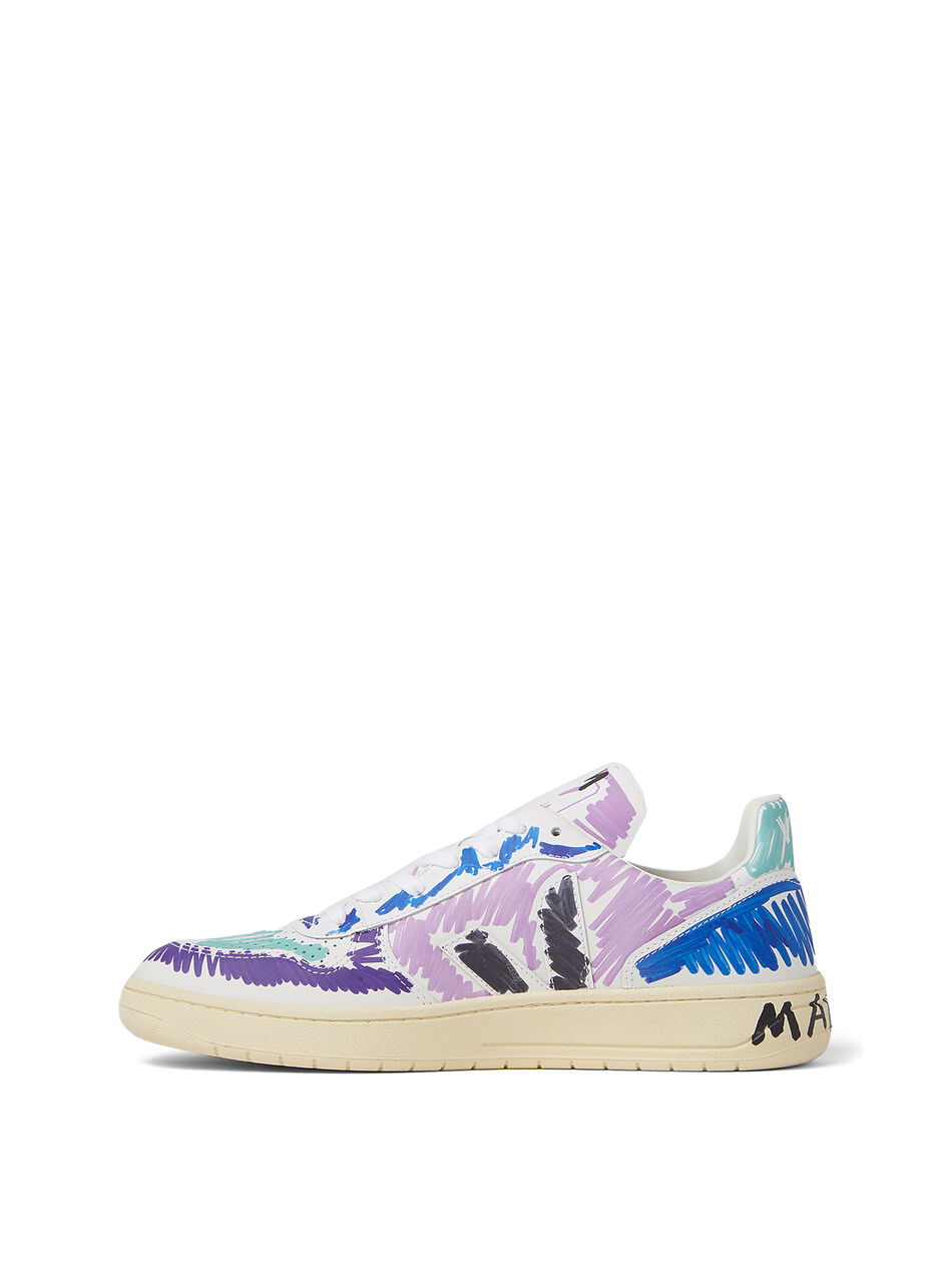V10 Low Top Sneakers in Purple