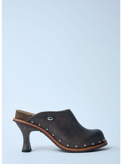 D-Woodstock MI Clog Heels