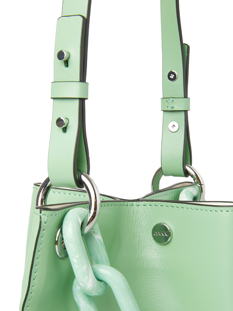 Banner Diamond Small Bucket Bag Peapod