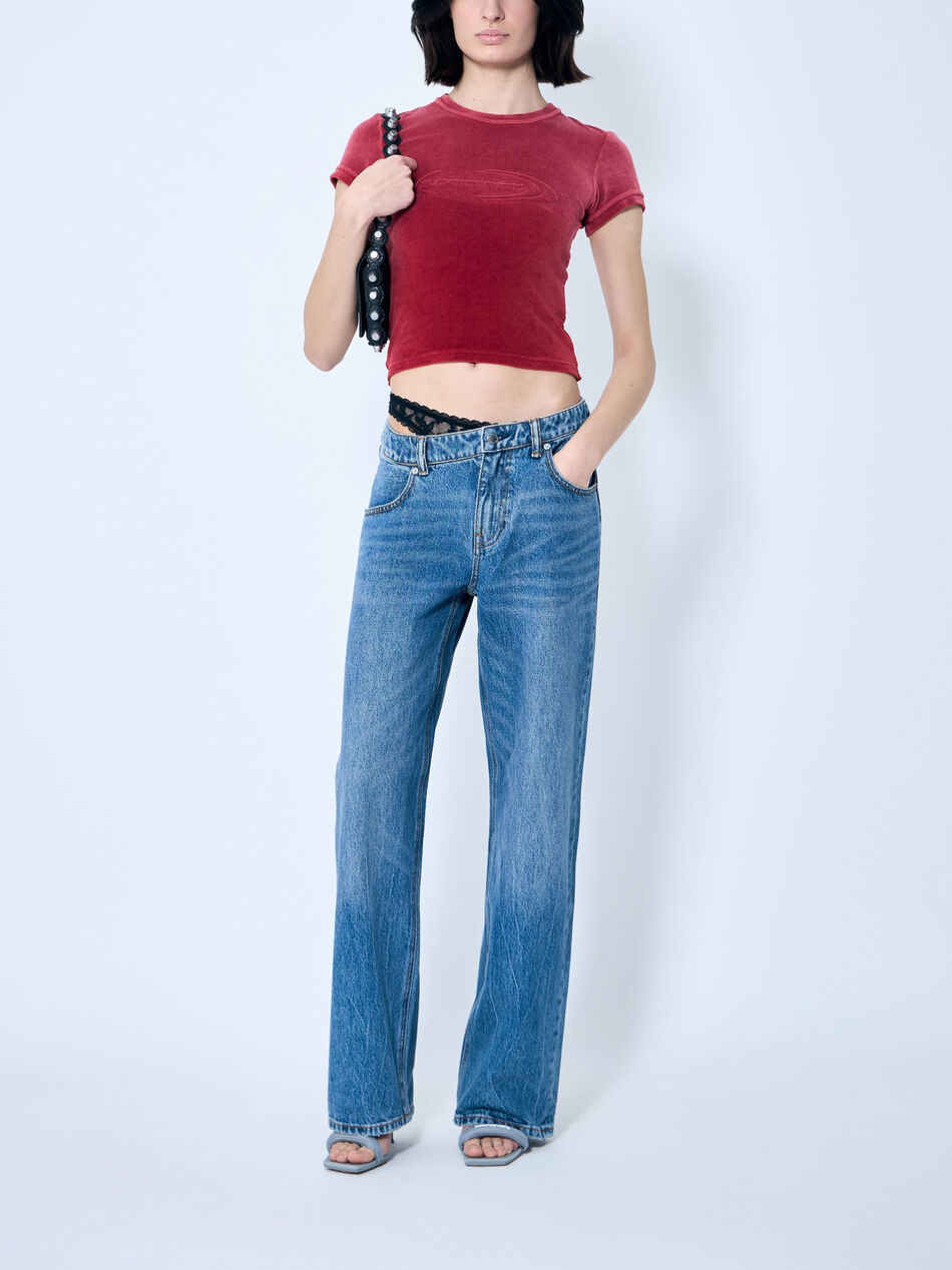 Dip-Side Jeans With Exposed Lace Underwear