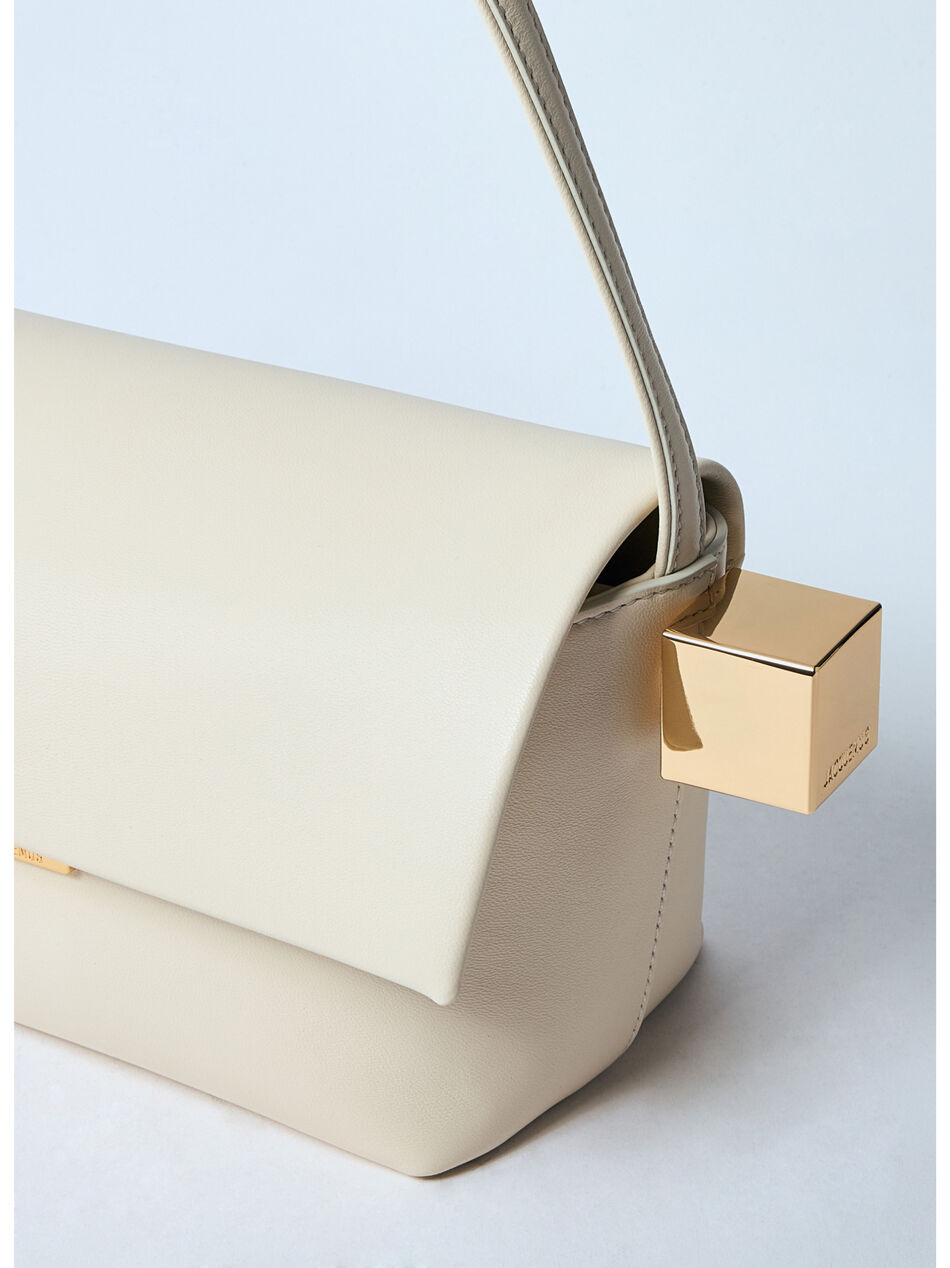 La Rond Carré Shoulder Bag