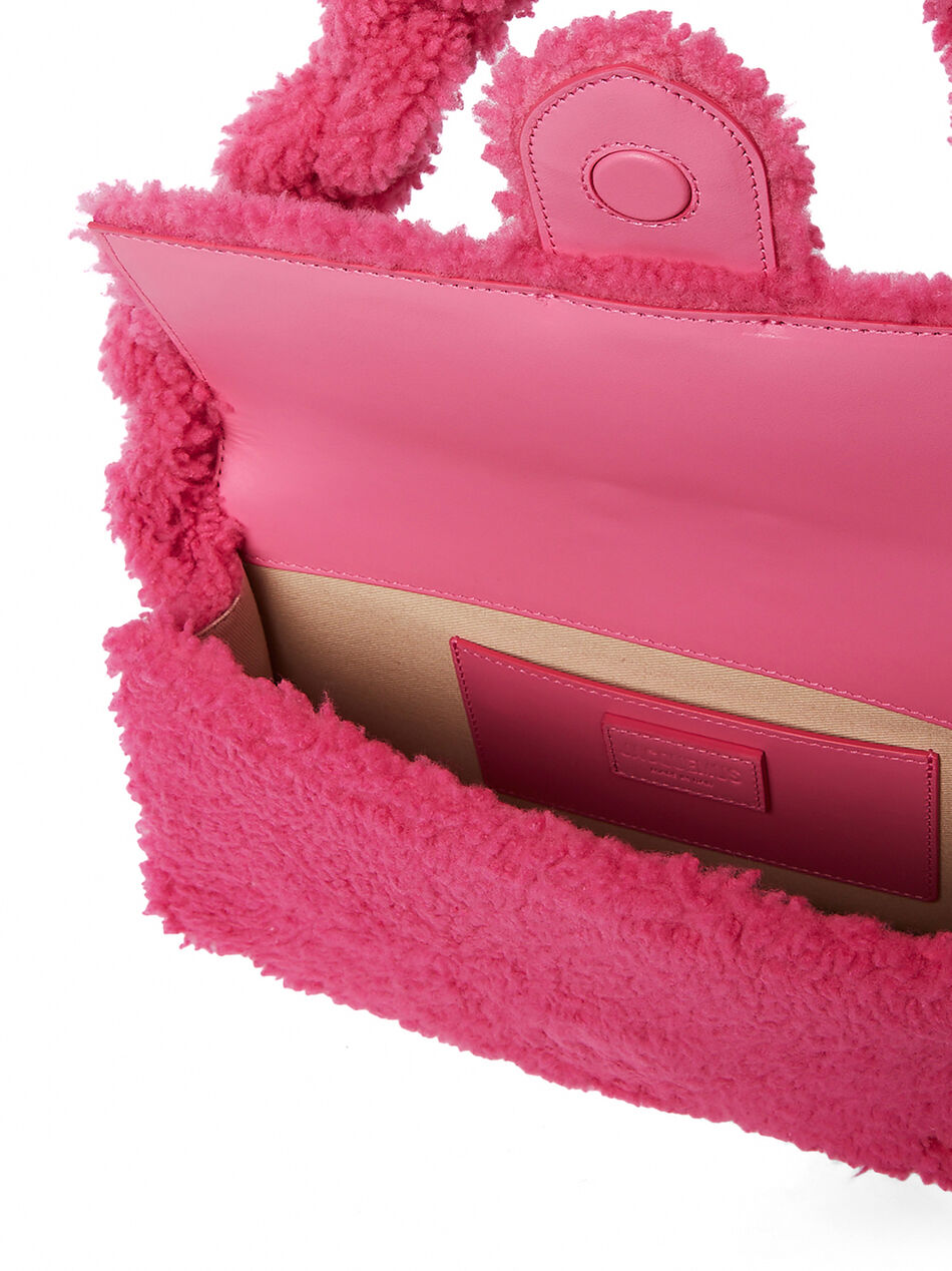 Le Bambidou Shearling Shoulder Bag in Pink