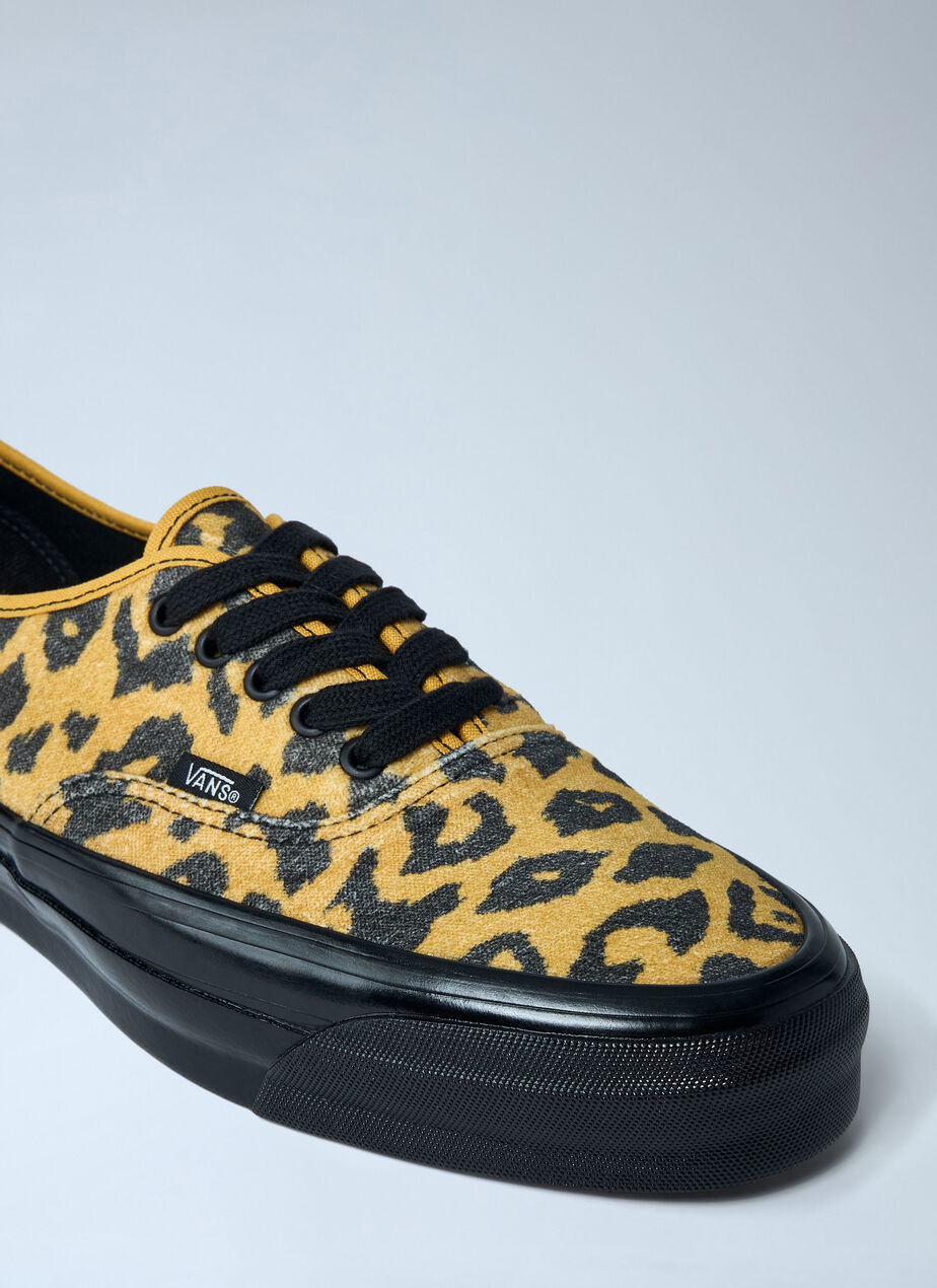 LX Authentic 44 Sneakers