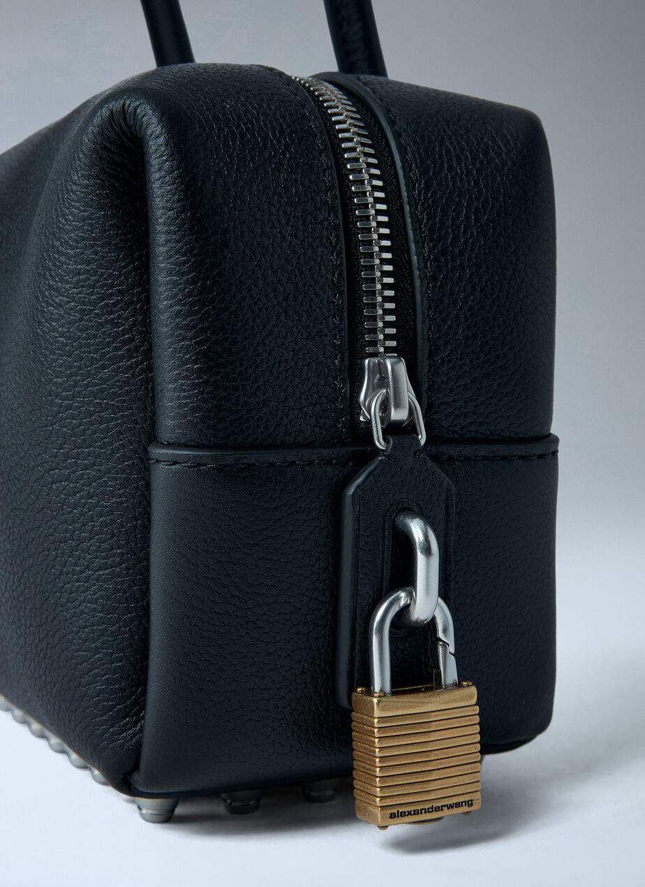 Medium Roux Shoulder Bag