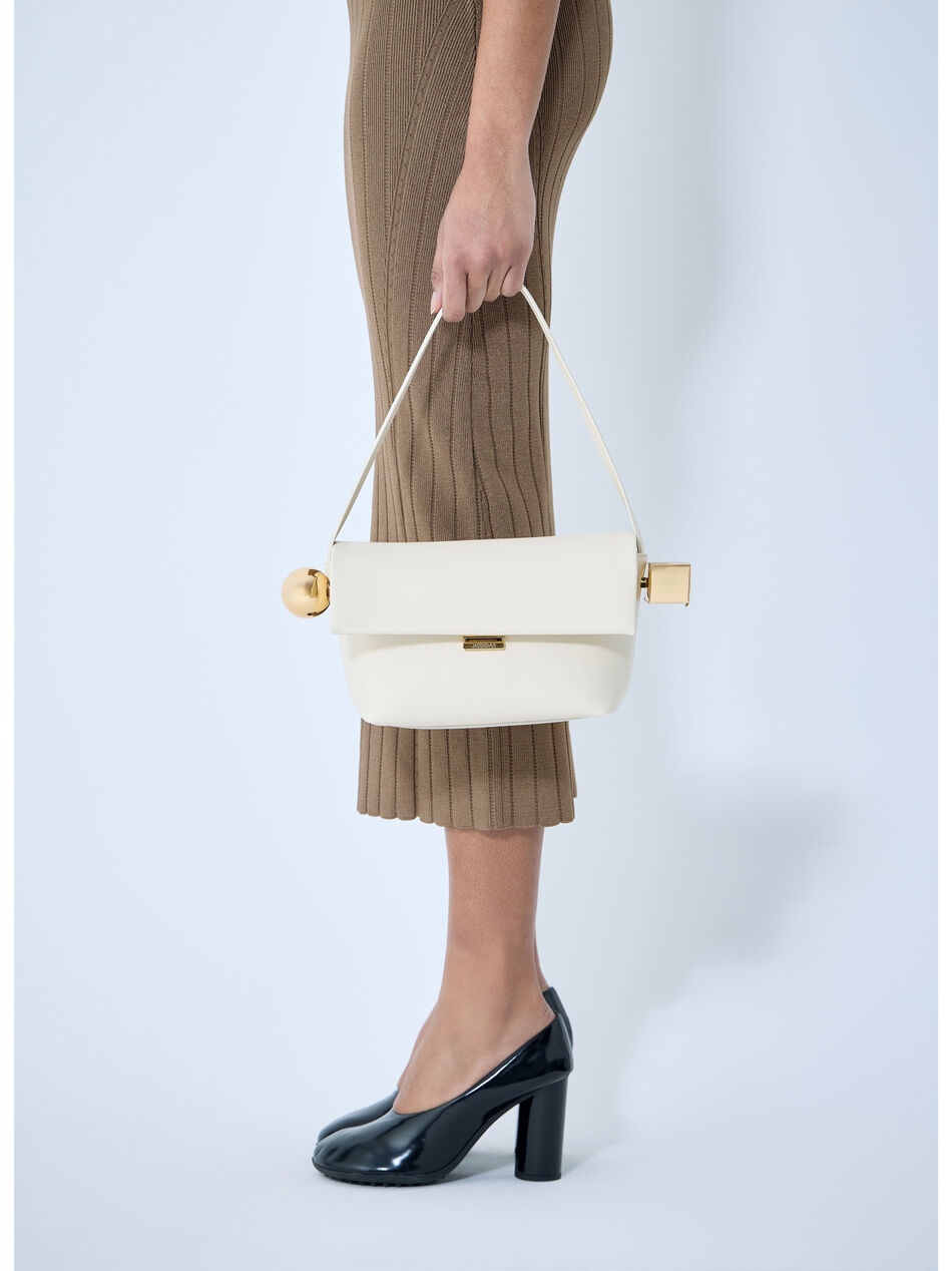 La Rond Carré Shoulder Bag