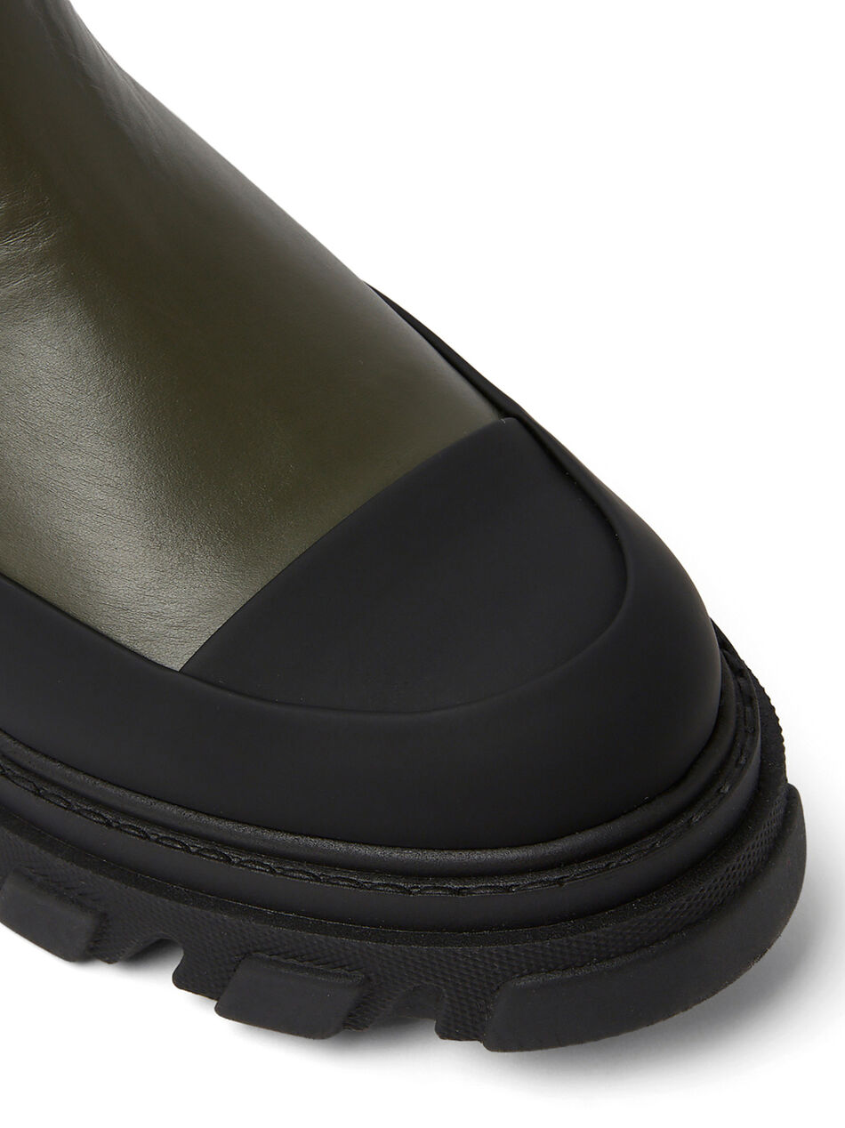 Chunky Chelsea Boots