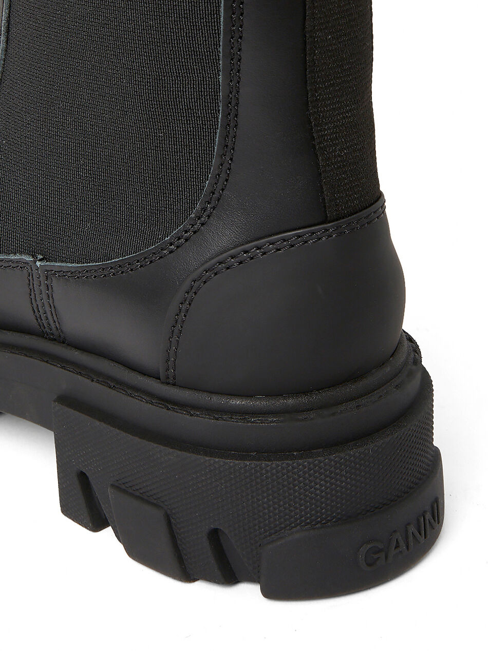 Chunky Chelsea Boots