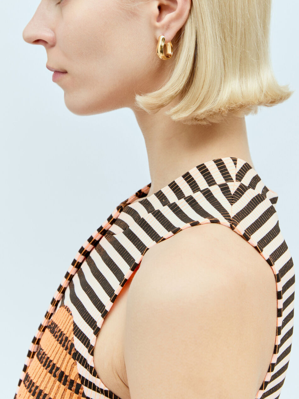 Medium Oyster Hoop Earrings
