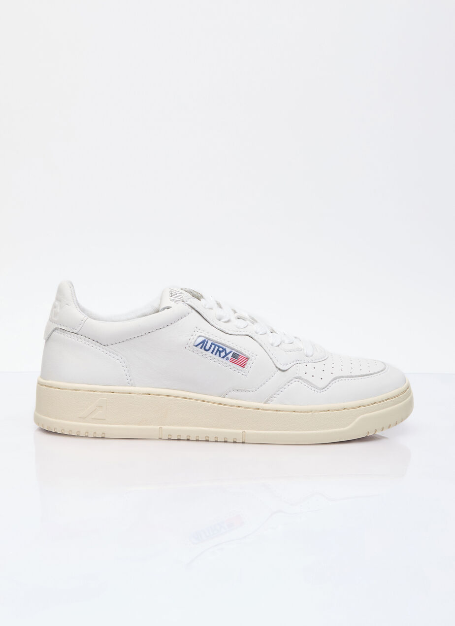 Medalist Low Top Sneakers