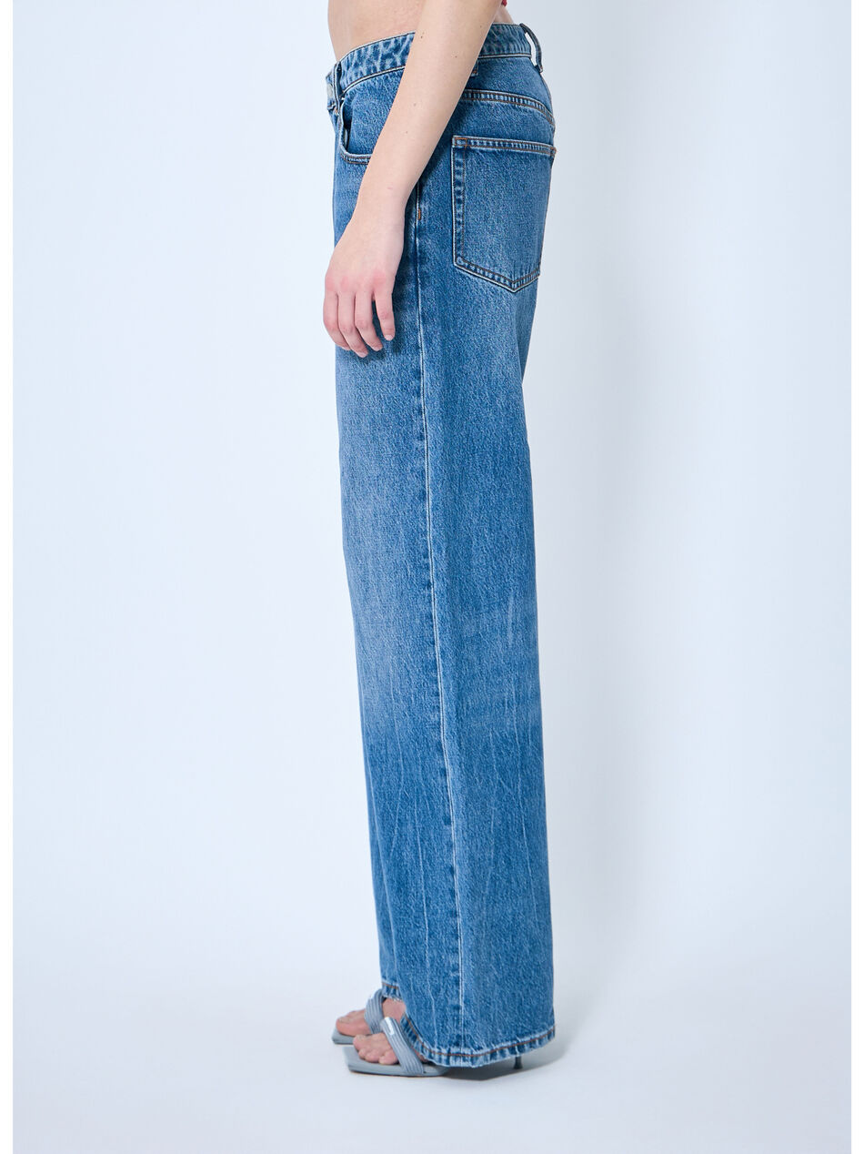 Dip-Side Jeans With Exposed Lace Underwear