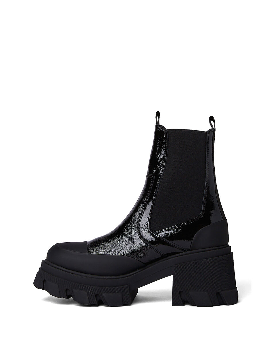 Cleated Heeled Mid Chelsea Boots