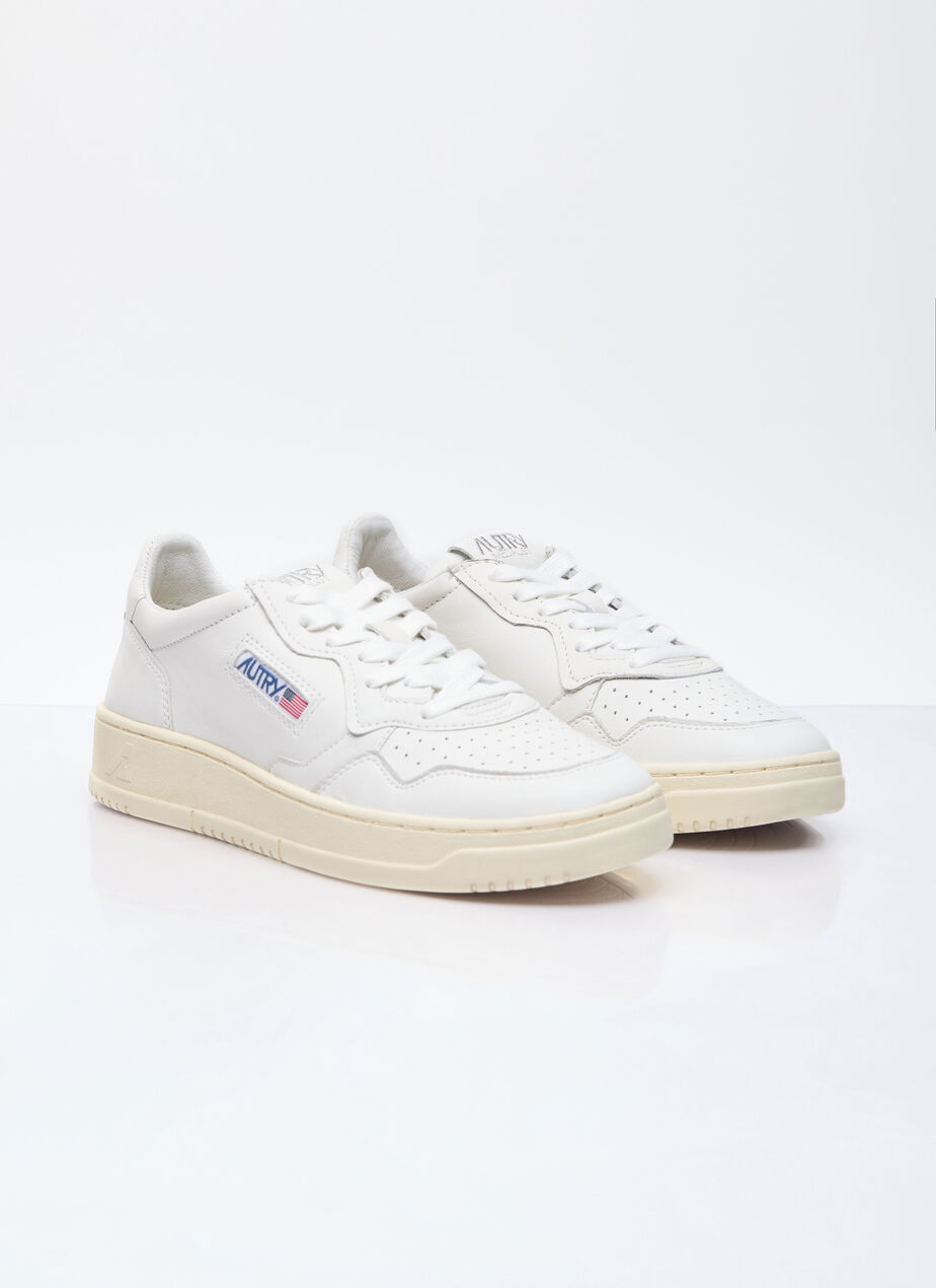 Medalist Low Top Sneakers
