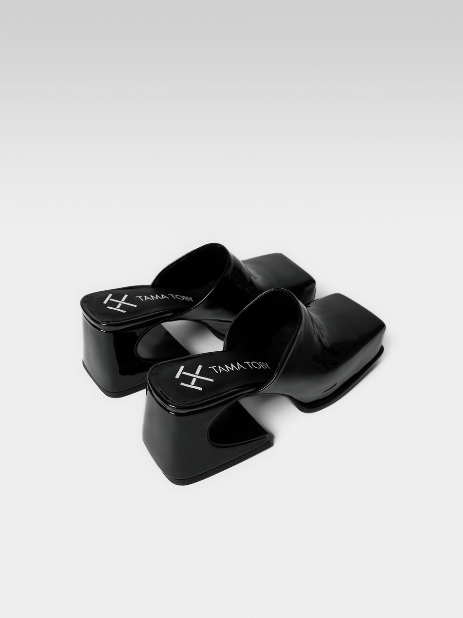 PATENT BLACK SASSY MULE