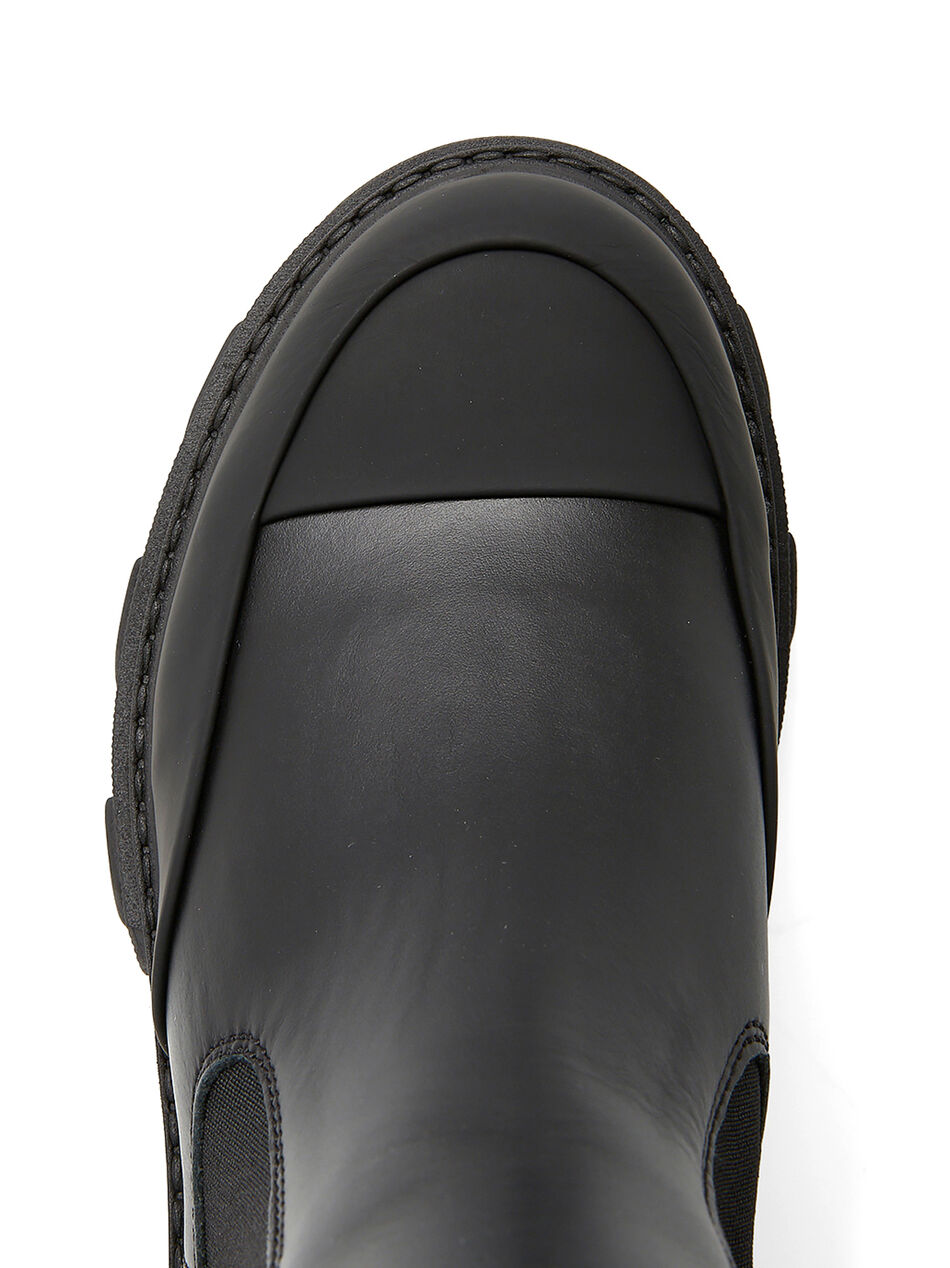 Chunky Chelsea Boots