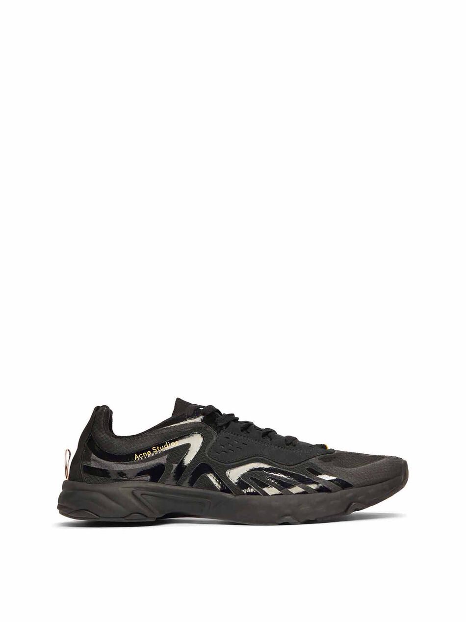 Trail Black Sneakers