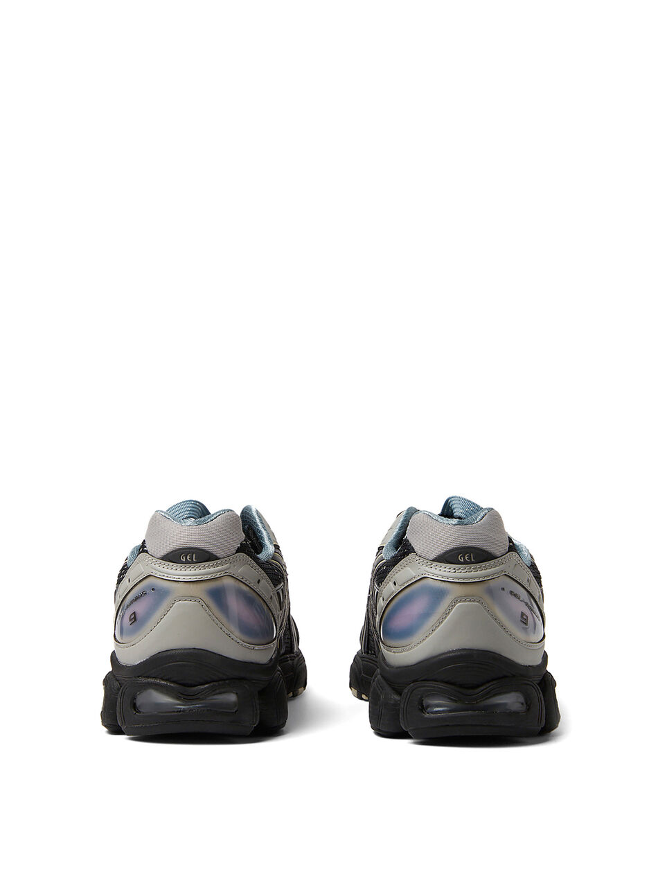 UB5-S Gel Nimbus 9 Sneakers in Black