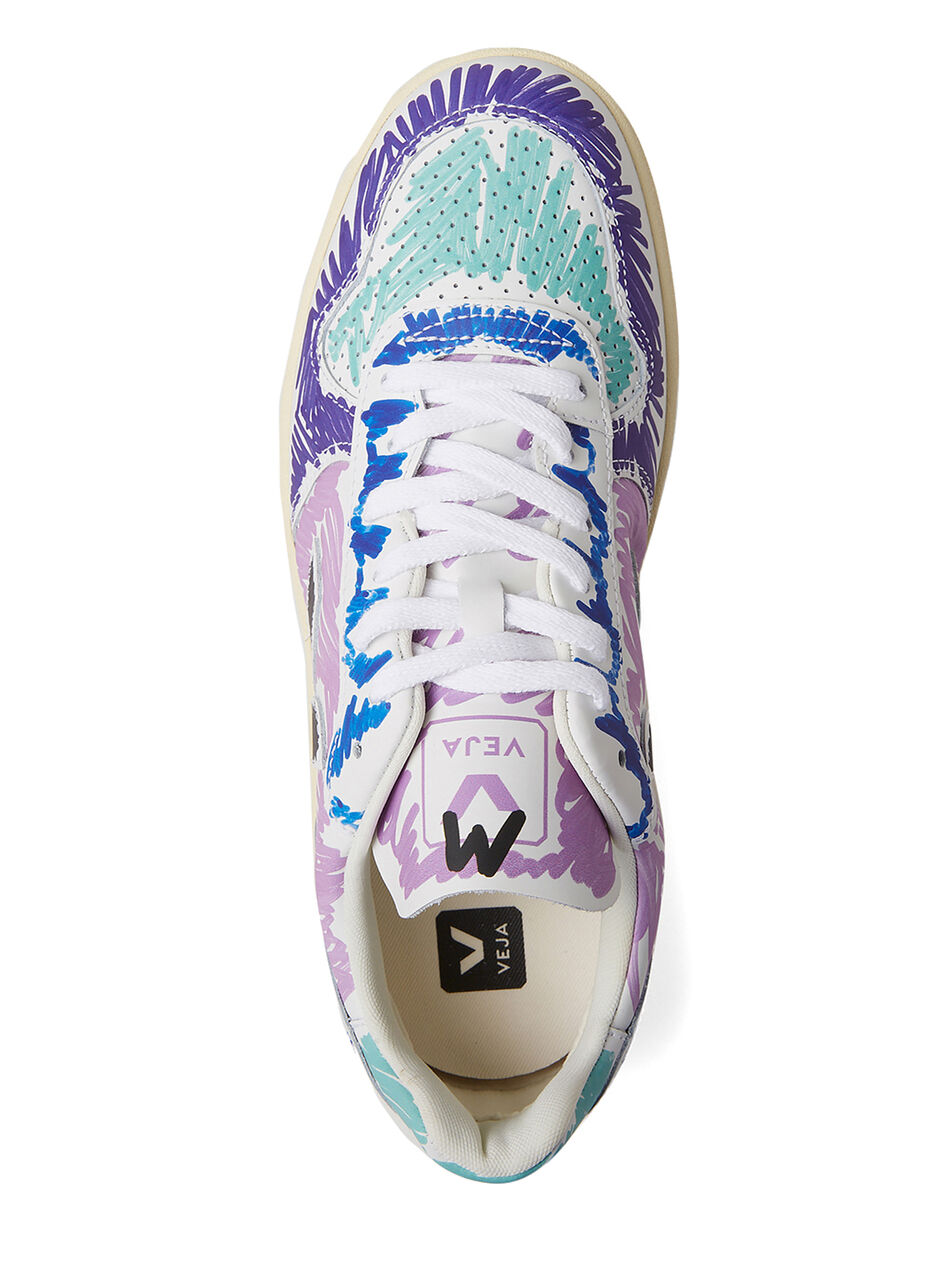 V10 Low Top Sneakers in Purple