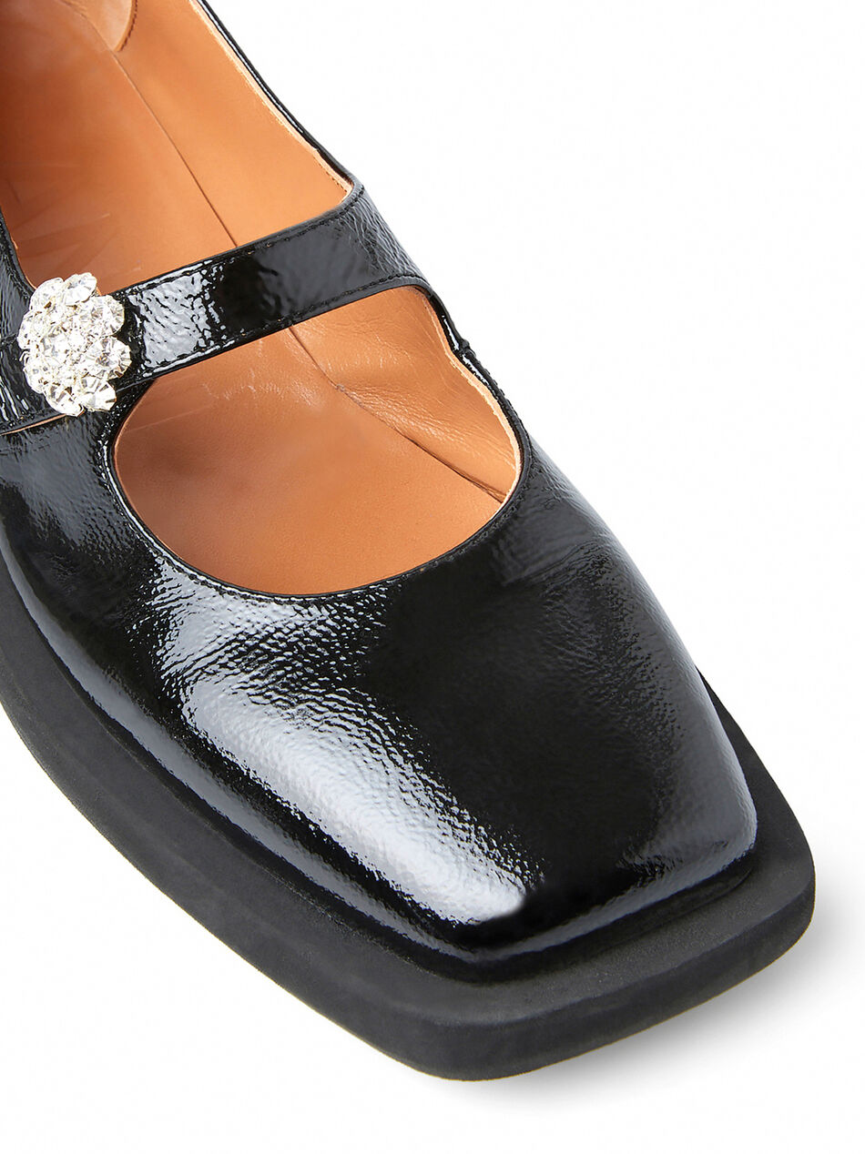 Wide Mary Jane Flats