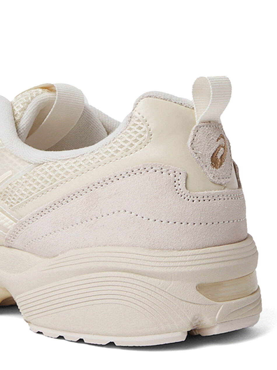 GEL-1090v2 Sneakers in Cream