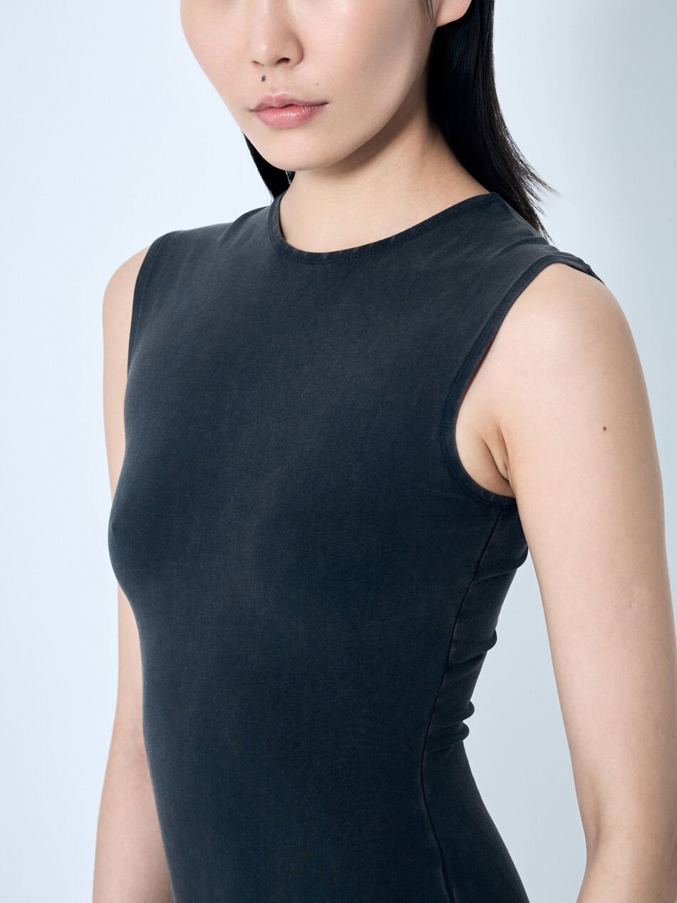 Sleeveless Maxi Dress