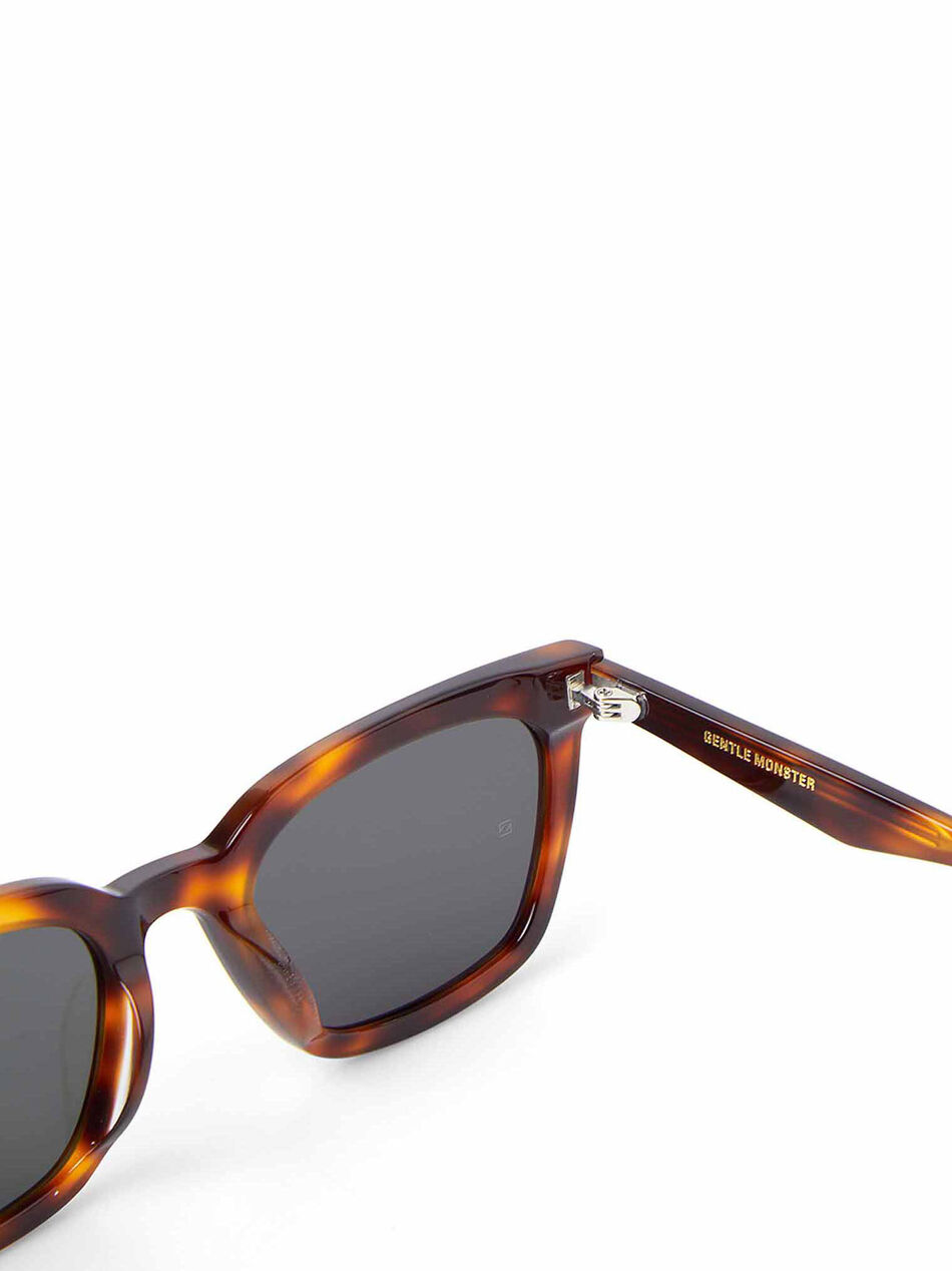 Momati L2 Tortoishell Sunglasses