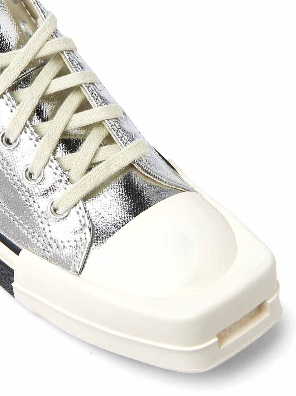 TURBODRK Low Top Silver Sneakers