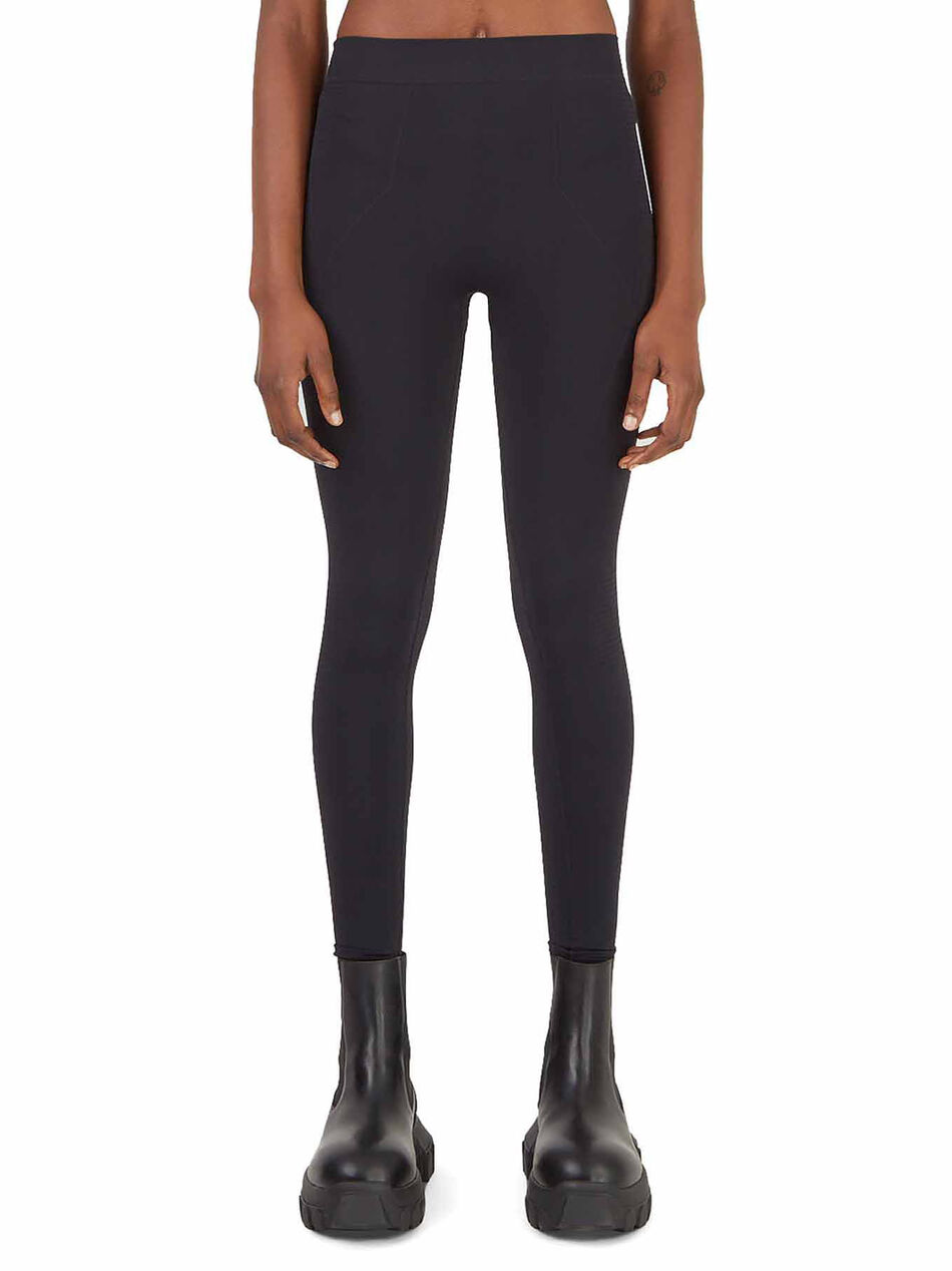 Stretched Leggings in Black