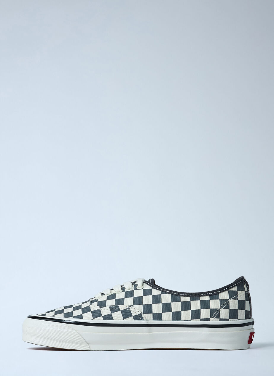 LX Authentic 44 Sneakers