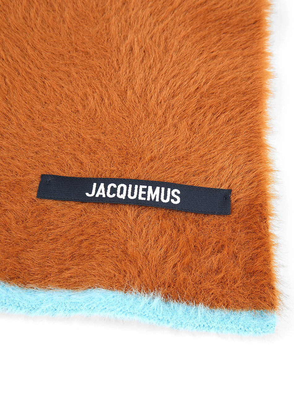 L’Echarpe Neve Scarf in Brown